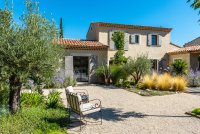 Domazan - Maison neuve - Mas Provence